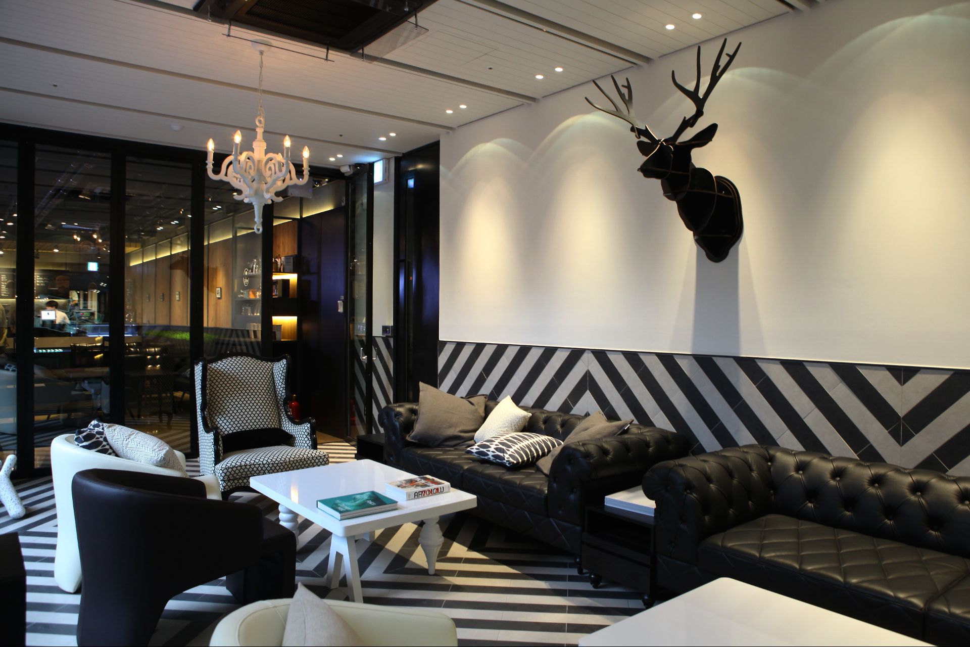 221B in seoul  interior project image 11