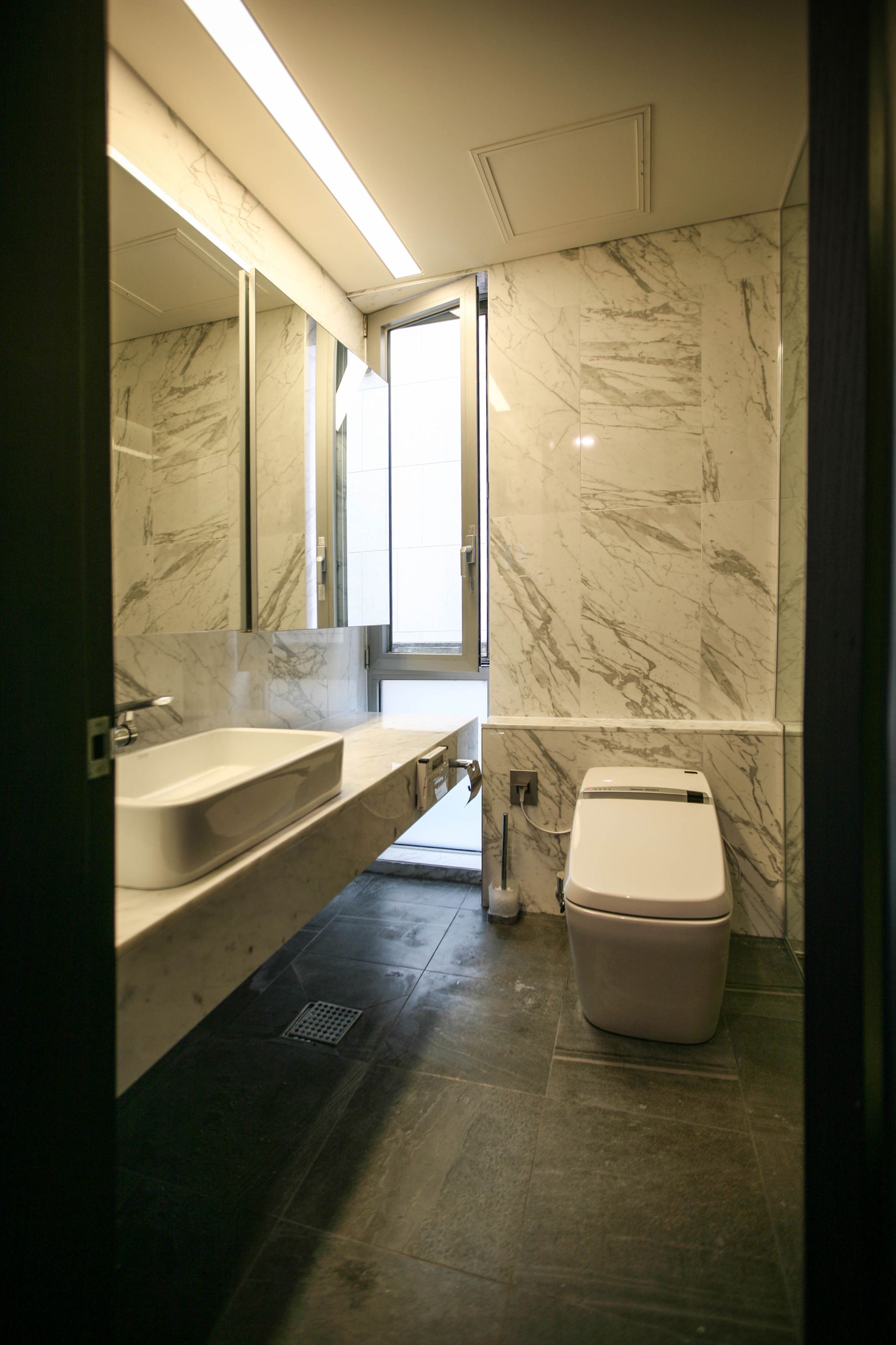 Sonew Park Townhouse Renewal interior project image 8
