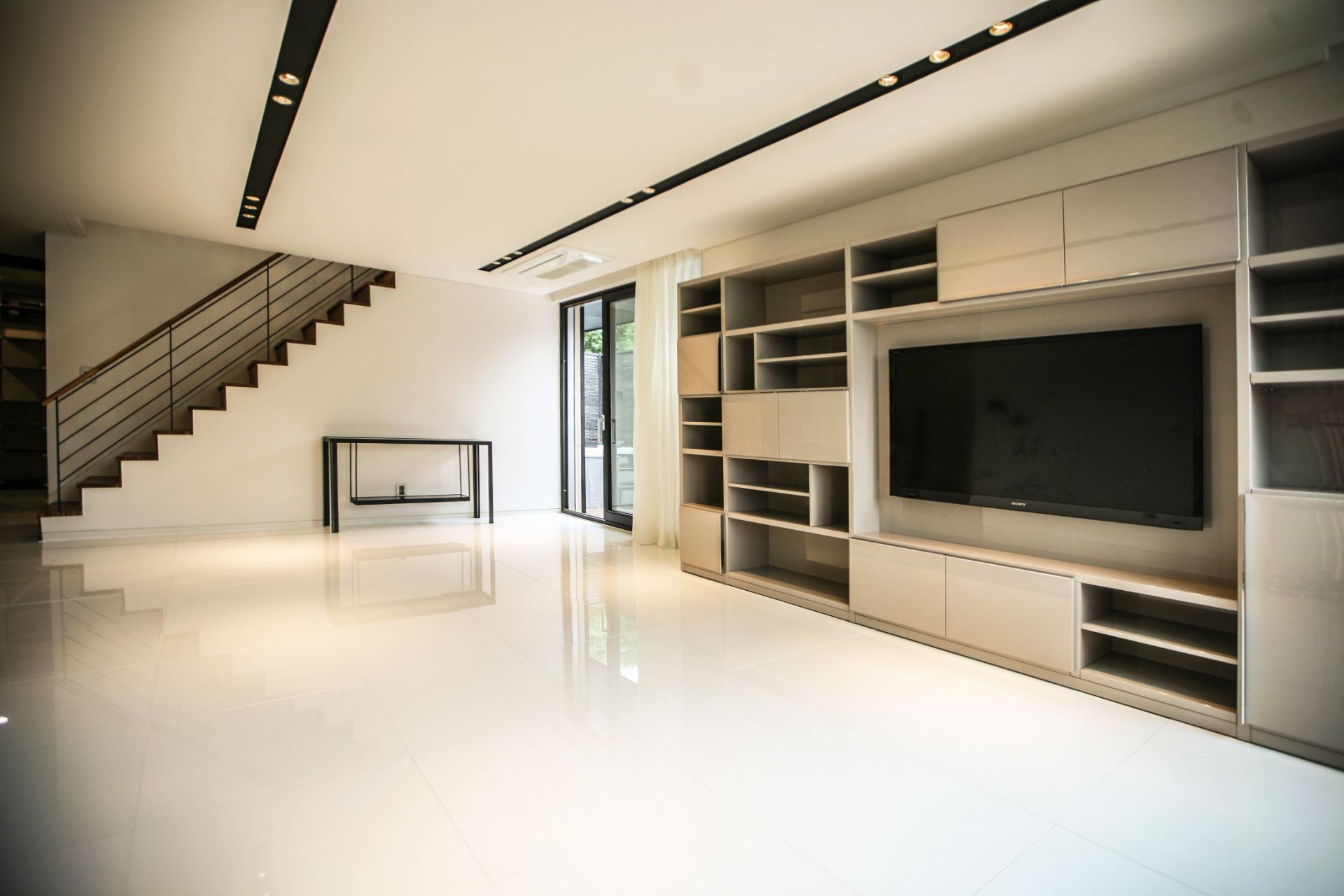 Sonew Park Townhouse Renewal interior project image 9