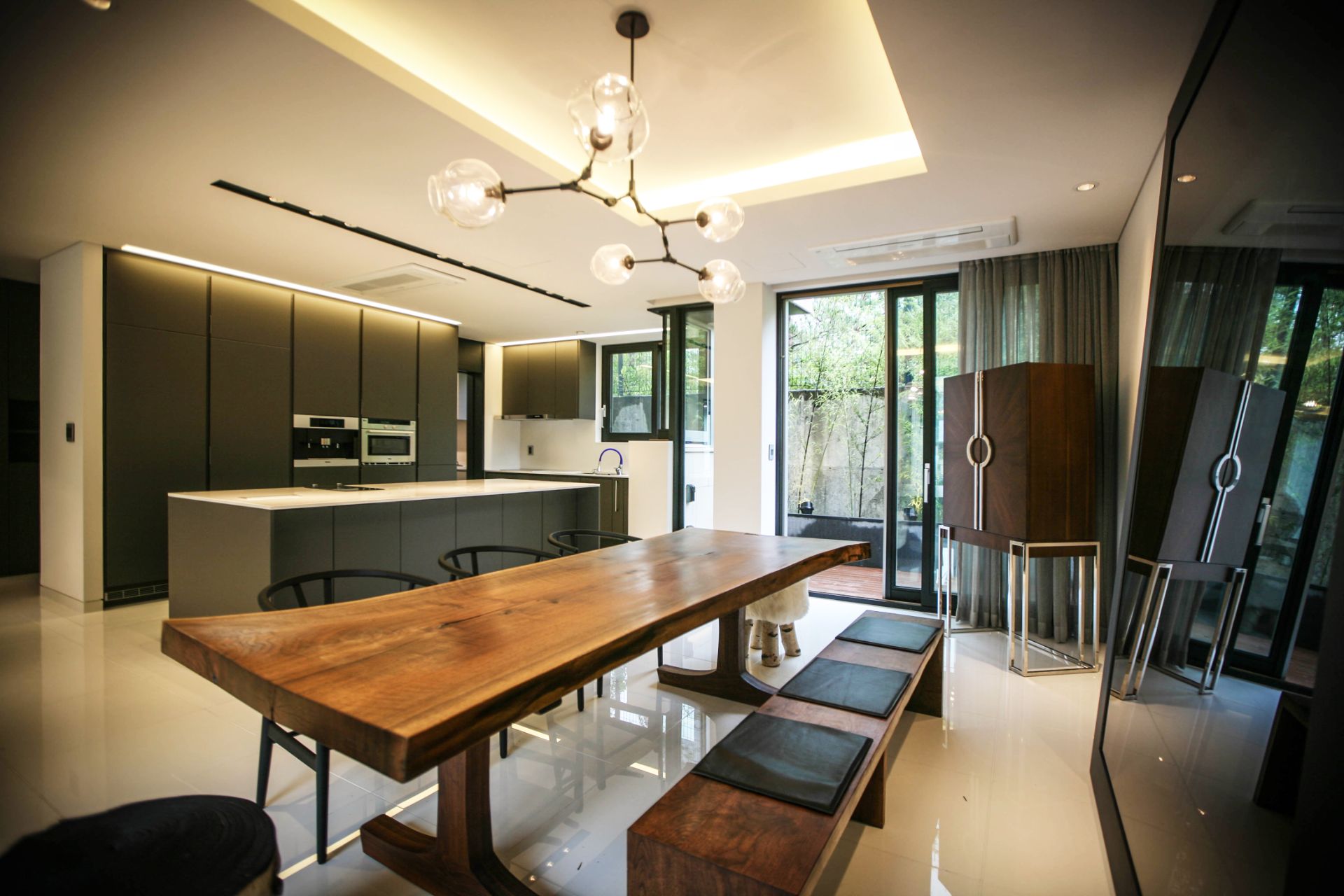Sonew Park Townhouse Renewal interior project image 3