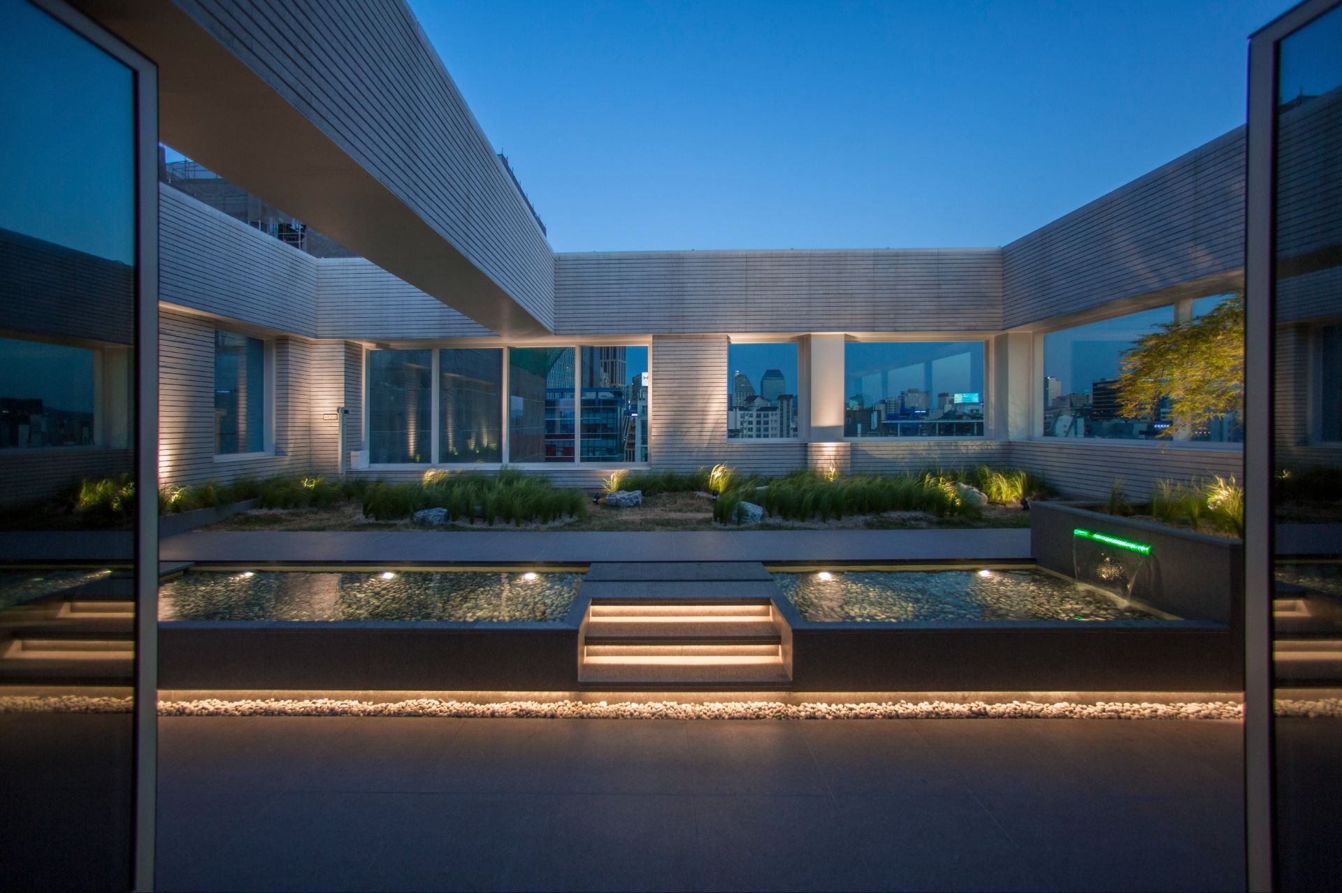 CHAI COMMUNICATION PLATFORM C - ROOFTOP interior project image 3