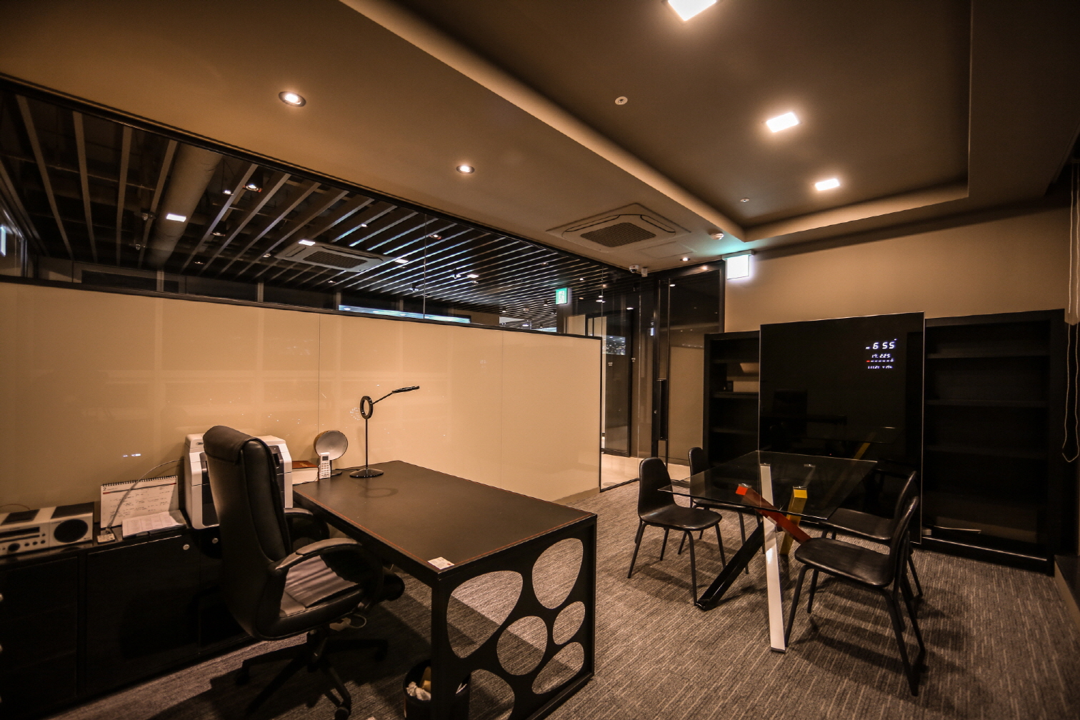 ALLBOX OFFICE interior project image 12