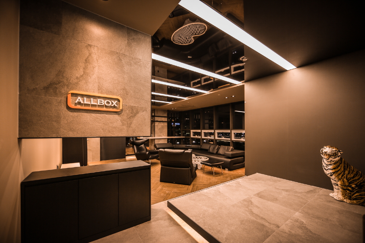 ALLBOX OFFICE interior project image 14