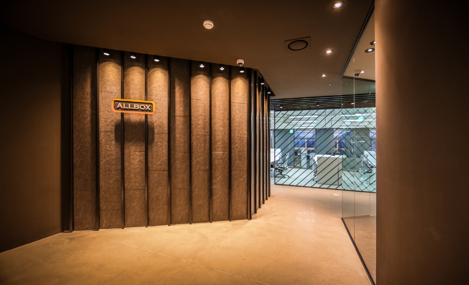 ALLBOX OFFICE interior project image 2