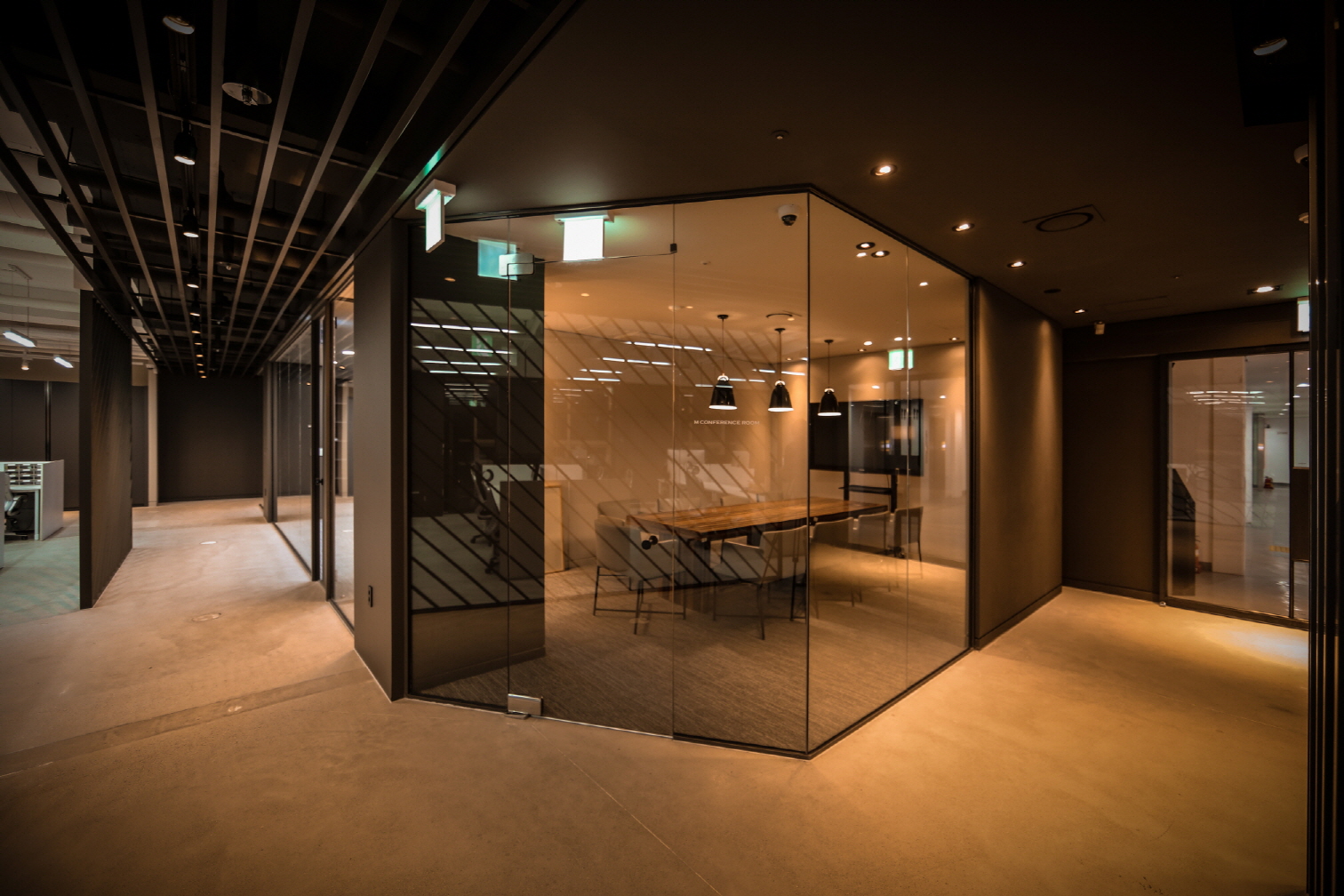 ALLBOX OFFICE interior project image 7