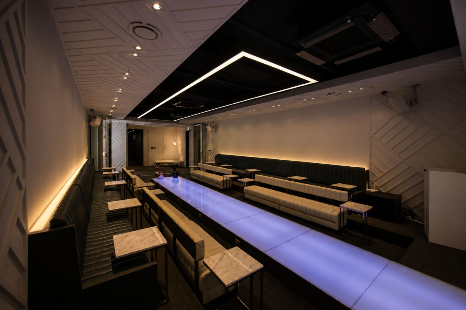 221B RUNWAY MULIPURPOSE HALL interior project image 3