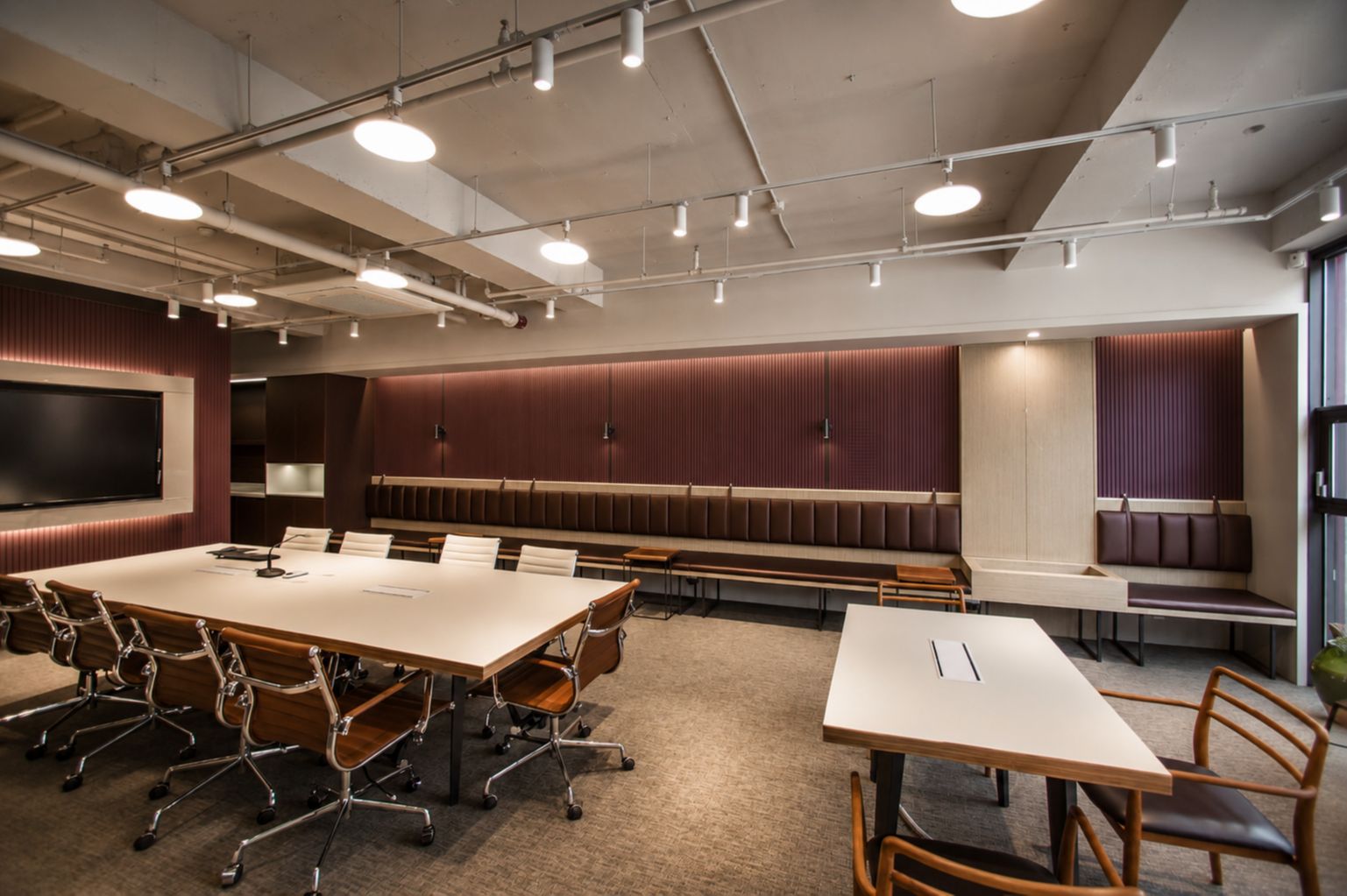 CTL Customs Group Office interior project image 5