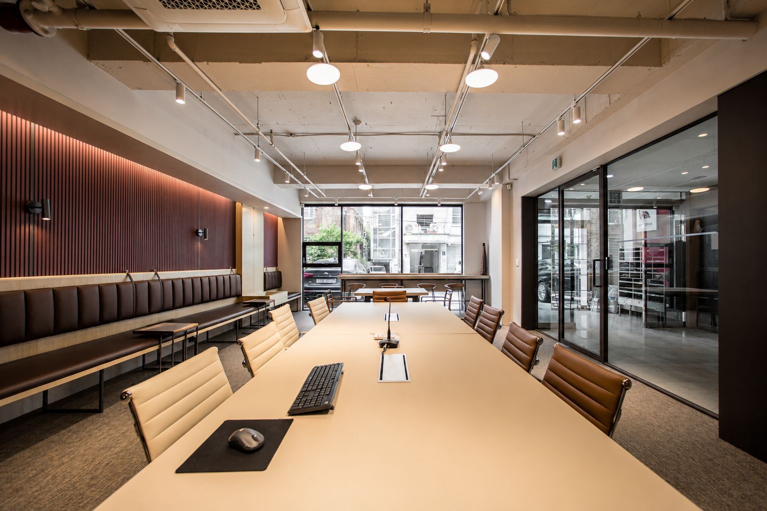 CTL Customs Group Office interior project image 7