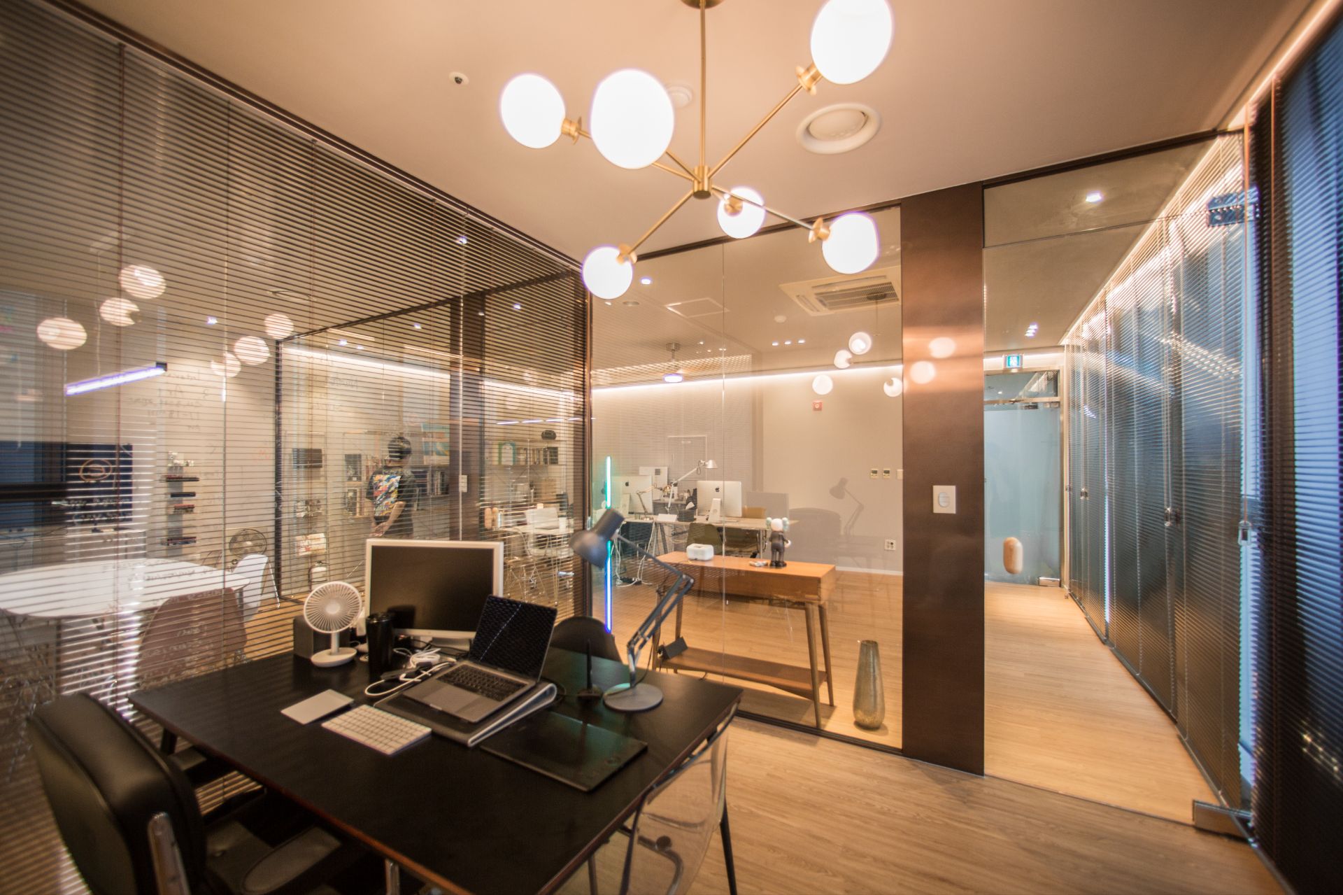 NEWOTHERS OFFICE interior project image 7