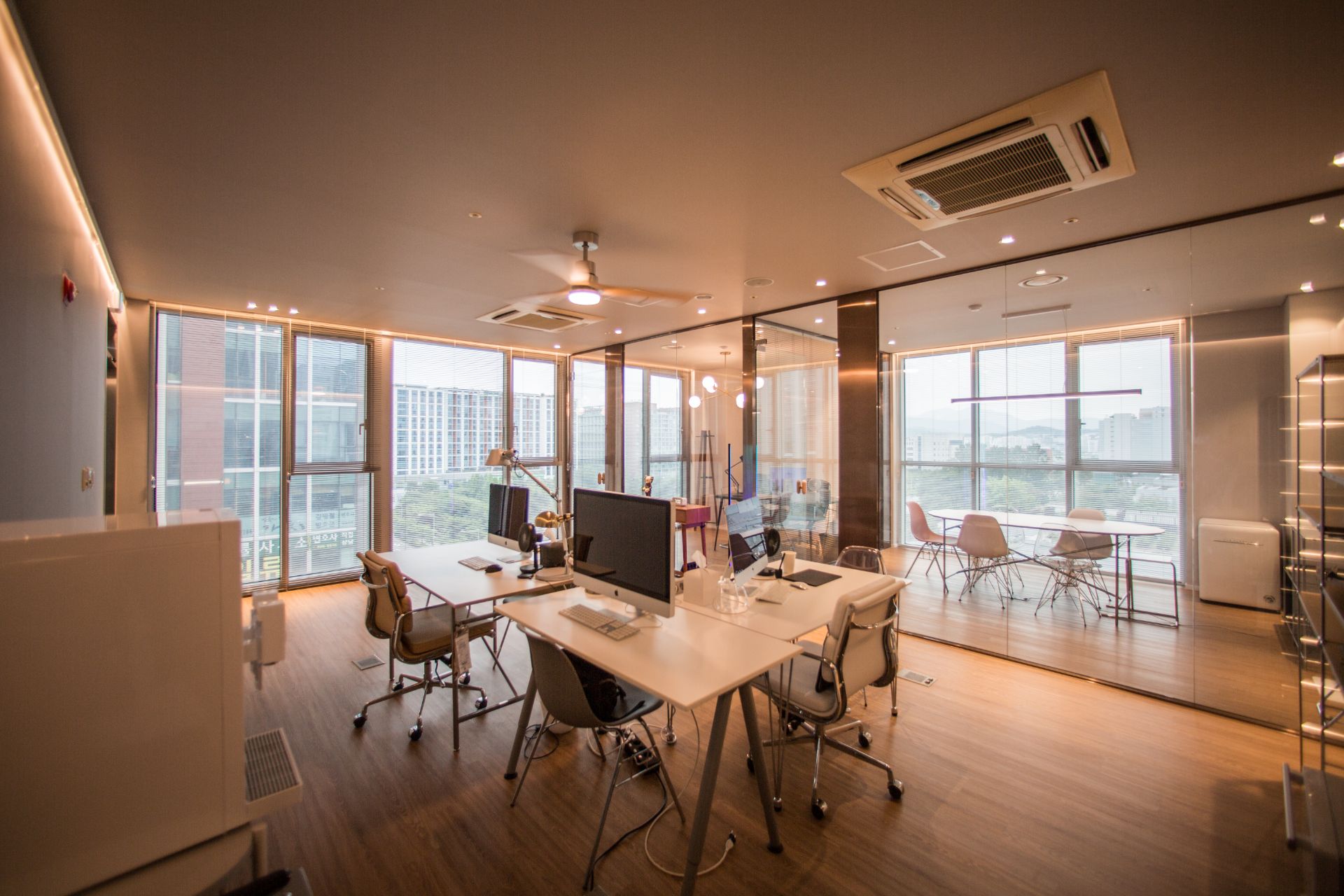 NEWOTHERS OFFICE interior project image 2