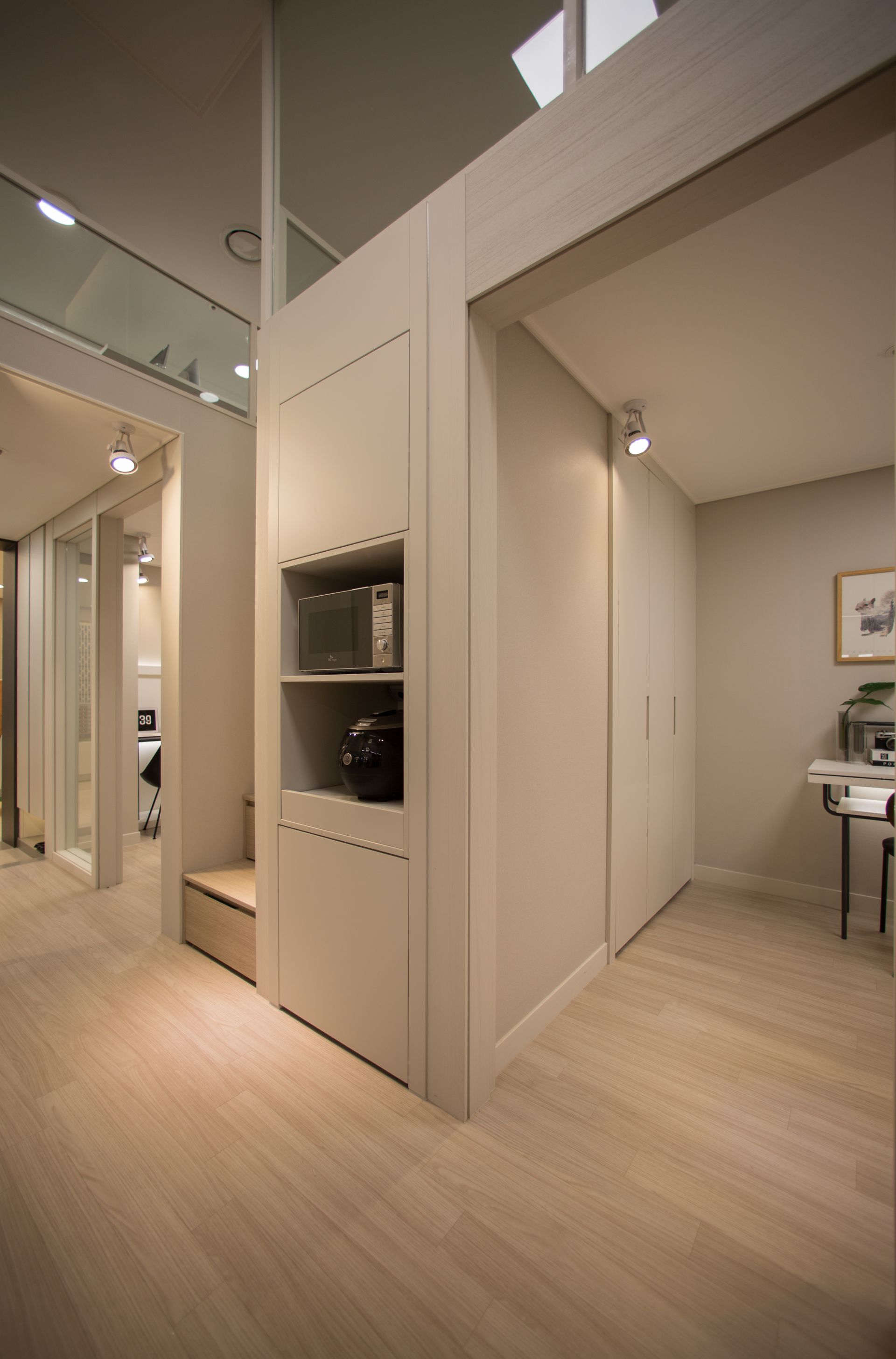 BENEHEIM II - 72A APARTEL interior project image 3