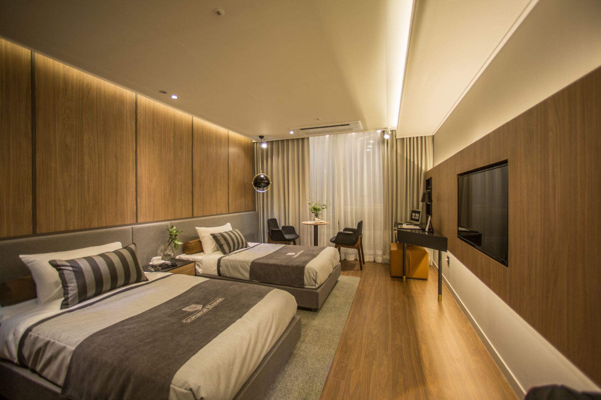 YEOUNGJONG RESIDENCE interior project image 1